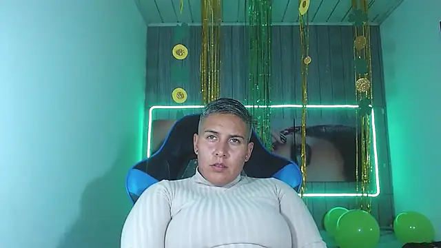 Yessi rousse online show from March 18, 2025, 9:09 am