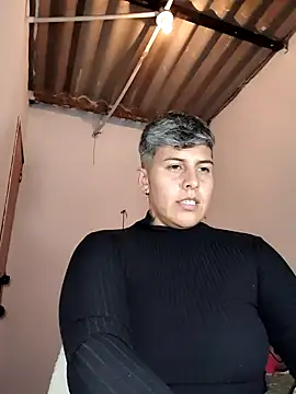 Yessi rousse online show from April 7, 2026, 12:33 am