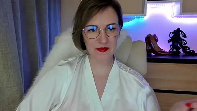 Snapshot of feliziaDesire chatting on February 9, 2026, 1:59 pm feliziaDesire online show from February 9, 2026, 1:59 pm