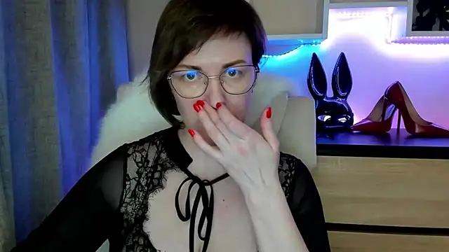 Snapshot of feliziaDesire chatting on February 23, 2026, 2:25 pm feliziaDesire online show from February 23, 2026, 2:25 pm