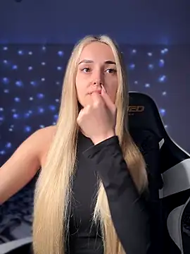 Snapshot of minalawarden chatting on October 16, 2025, 10:49 am minalawarden online show from October 16, 2025, 10:49 am