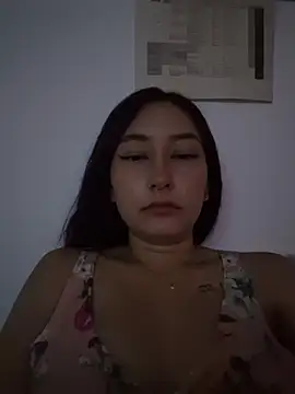 ariel35 online show from June 27, 2026, 8:25 pm