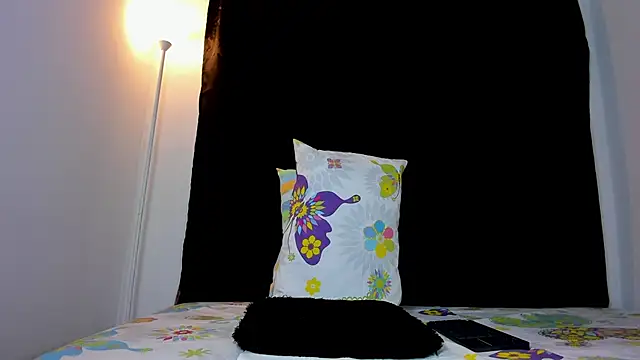 Snapshot of ice_grace chatting on January 31, 2025, 11:45 pm ice grace online show from January 31, 2025, 11:45 pm