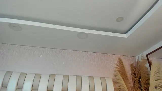 Rebeca jones online show from June 22, 2026, 1:08 pm