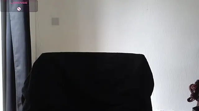 Mia G0ld online show from May 19, 2026, 2:34 pm