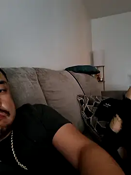 Snapshot of hungpenis210 chatting on October 17, 2025, 4:09 pm hungpenis210 online show from October 17, 2025, 4:09 pm