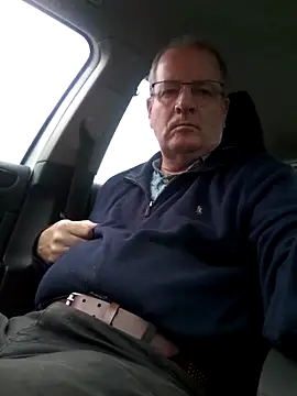 stiffandlubedxh online show from February 6, 2025, 8:56 pm