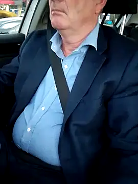 stiffandlubedxh online show from March 16, 2025, 8:21 pm