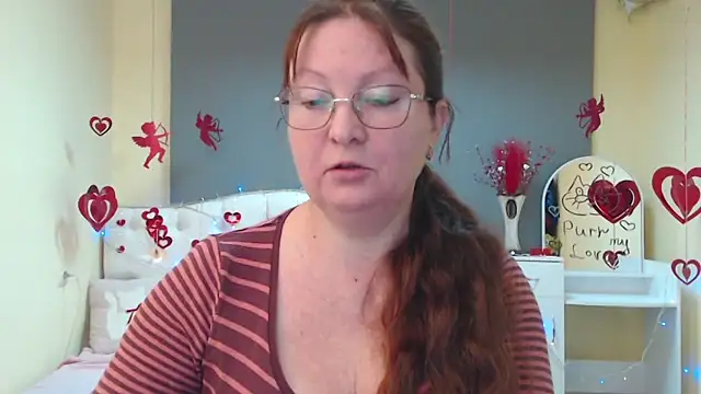 Snapshot of VanessaHotts chatting on February 10, 2026, 7:23 am VanessaHotts online show from February 10, 2026, 7:23 am