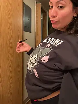 Snapshot of BustiBunny69 chatting on February 7, 2025, 3:45 am BustiBunny69 online show from February 7, 2025, 3:45 am