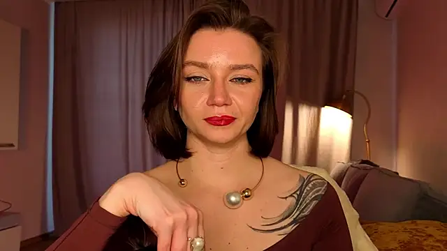 Snapshot of Shadow_Passion chatting on April 10, 2026, 7:24 am Shadow Passion online show from April 10, 2026, 7:24 am