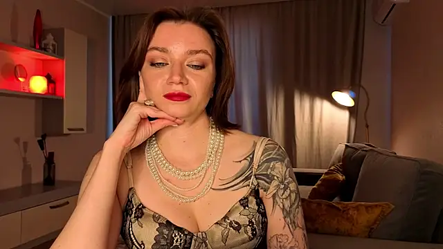 Snapshot of Shadow_Passion chatting on April 13, 2026, 7:14 am Shadow Passion online show from April 13, 2026, 7:14 am