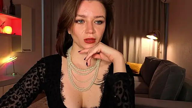 Snapshot of Shadow_Passion chatting on May 14, 2026, 7:04 am Shadow Passion online show from May 14, 2026, 7:04 am