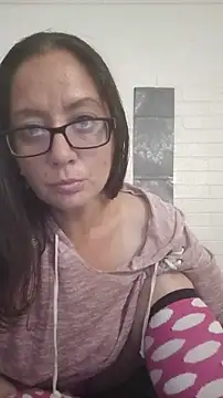 Snapshot of AnyaBest chatting on April 5, 2026, 3:26 am AnyaBest online show from April 5, 2026, 3:26 am