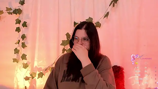 Mey moon online show from March 21, 2025, 7:33 am