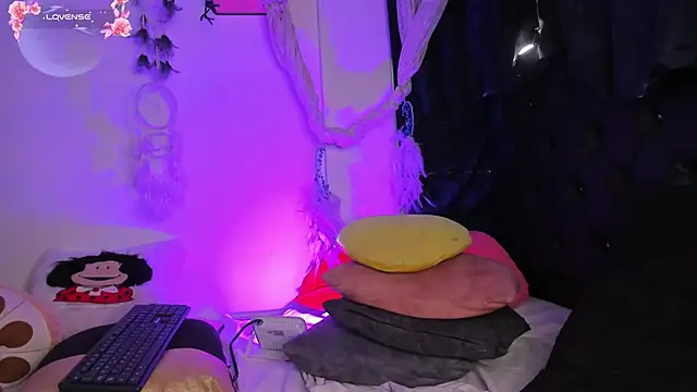 Piafisher1 online show from February 13, 2025, 5:01 pm