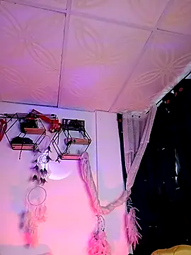 Piafisher1 online show from March 22, 2025, 12:57 pm