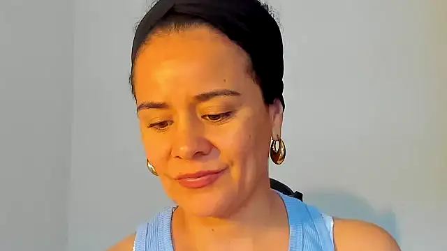 Sami Hotie1 online show from November 16, 2025, 9:31 pm