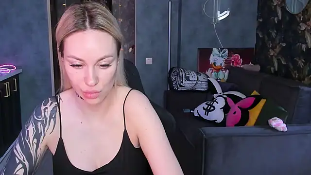 Blckmirrorr online show from March 17, 2026, 6:50 am