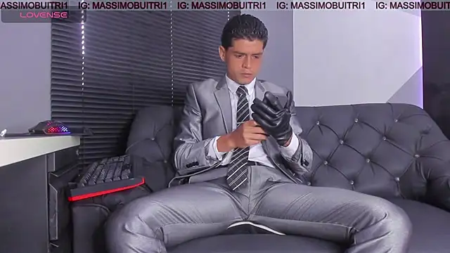 massimo g online show from May 9, 2026, 12:32 pm