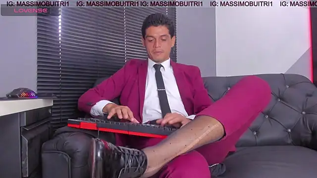 massimo g online show from May 11, 2026, 2:45 pm