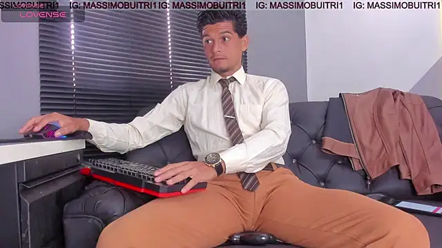 massimo g online show from July 15, 2026, 1:38 pm