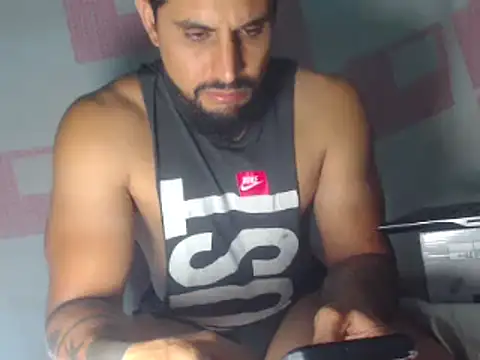 sebasx412 online show from February 2, 2025, 4:15 am