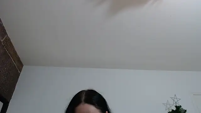 Snapshot of Crystal-dreamt chatting on December 1, 2024, 4:29 pm Crystal-dreamt online show from December 1, 2024, 4:29 pm