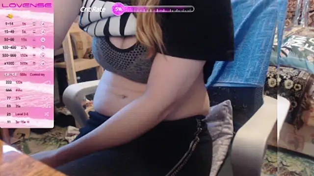 sweetbbabe online show from January 21, 2025, 1:43 pm