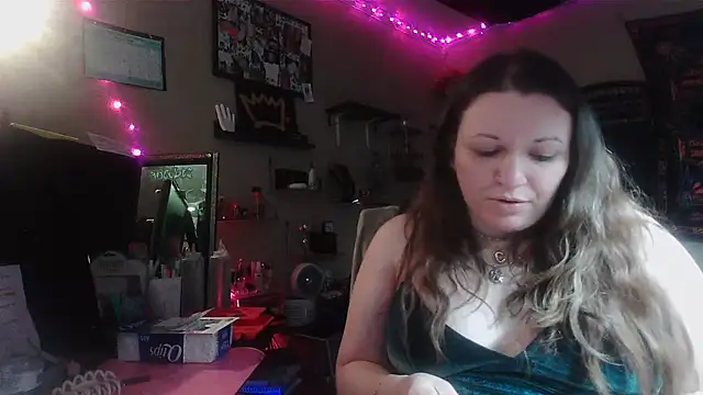 spunlikecottoncandy online show from February 9, 2026, 5:22 am