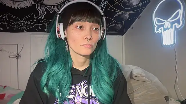 FRRANNKIE online show from January 7, 2025, 9:50 am