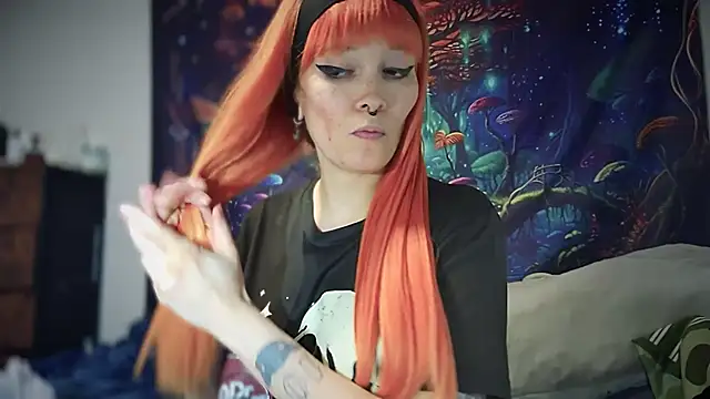 FRRANNKIE online show from November 19, 2025, 1:49 am