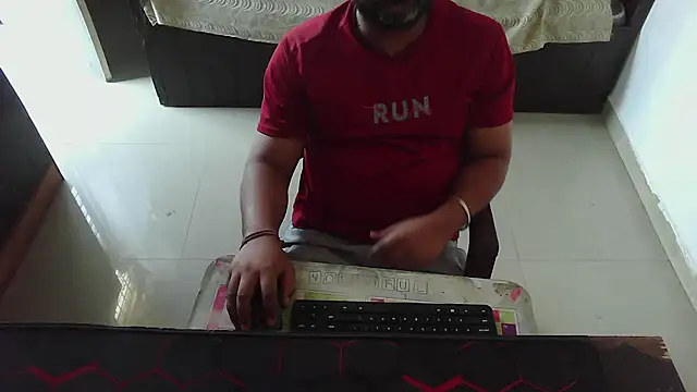 rentarob online show from April 22, 2026, 4:26 am