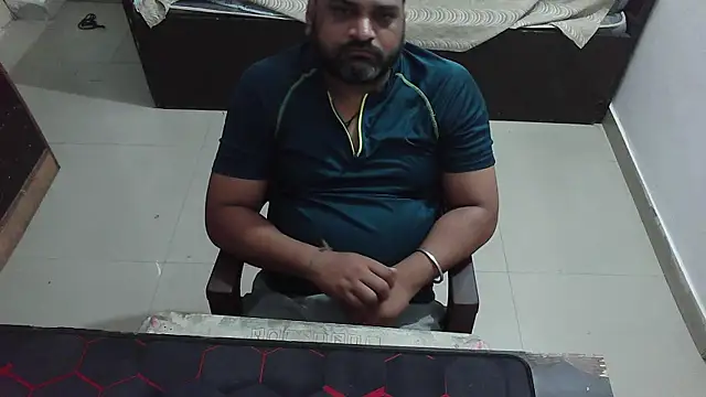 rentarob online show from April 23, 2026, 5:52 am