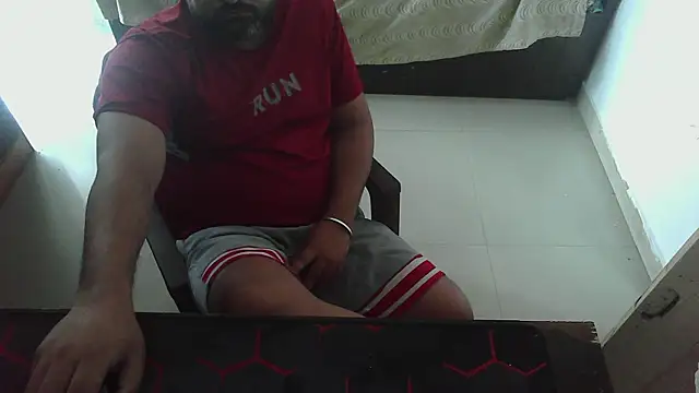 rentarob online show from May 5, 2026, 3:36 am