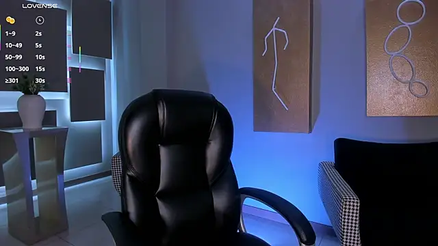 DannaCruz online show from February 20, 2026, 8:20 pm