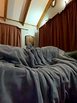 Snapshot of Dieselxxx09 chatting on December 7, 2024, 12:52 am Dieselxxx09 online show from December 7, 2024, 12:52 am