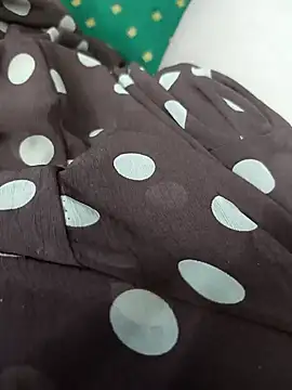 Sexybomb33 online show from January 4, 2025, 3:29 am