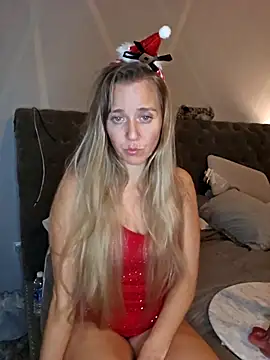 SkyelarSommer online show from December 26, 2024, 7:35 am