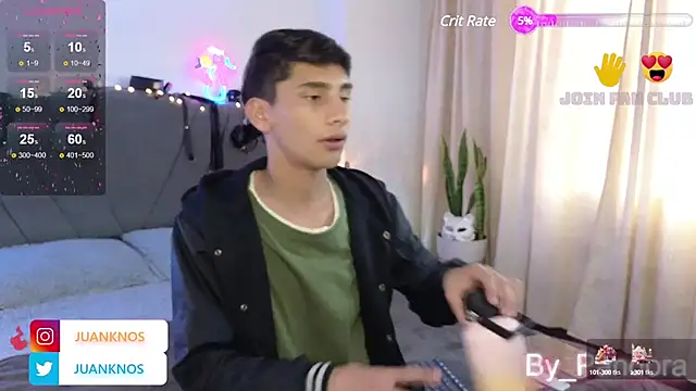 Snapshot of by_pandora chatting on December 23, 2024, 7:52 pm by pandora online show from December 23, 2024, 7:52 pm