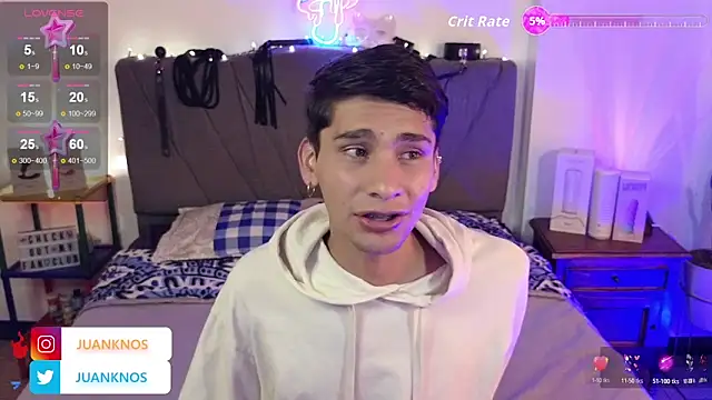 Snapshot of by_pandora chatting on October 16, 2025, 8:10 pm by pandora online show from October 16, 2025, 8:10 pm