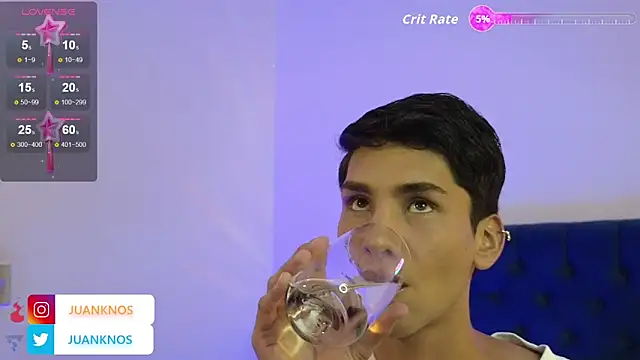 Snapshot of by_pandora chatting on October 18, 2025, 8:42 pm by pandora online show from October 18, 2025, 8:42 pm