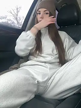  i have cookies1 online show from February 15, 2025, 1:05 pm