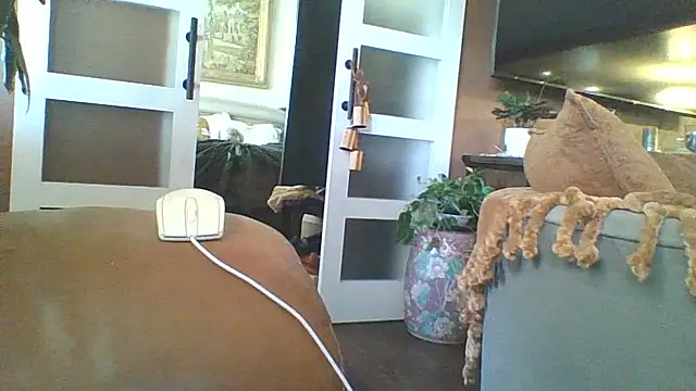 Snapshot of carlosxxx213 chatting on August 2, 2026, 9:24 pm carlosxxx213 online show from August 2, 2026, 9:24 pm