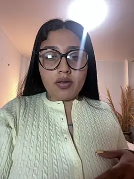 croftsmila online show from March 13, 2026, 11:44 pm