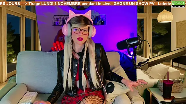 Snapshot of Kittychatte chatting on November 3, 2025, 9:05 pm Kittychatte online show from November 3, 2025, 9:05 pm