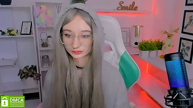 Katia Kim online show from February 15, 2025, 6:33 am