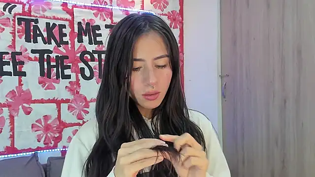 Mhelanny2 online show from March 14, 2025, 4:21 am