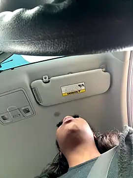 lil momma420 online show from November 9, 2025, 6:06 pm