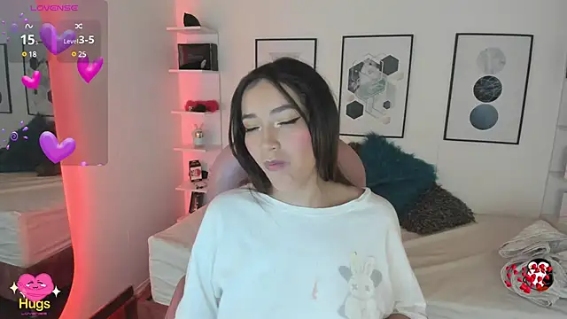 cristal  hot 1 online show from February 16, 2025, 7:15 am